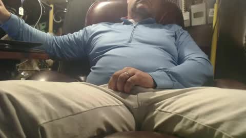 Snapshot of marrieddad19751975 chatting on June 2026 07:07:01 AM only fans marrieddad19751975 online show from June 2026 07:07:01 AM