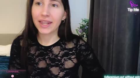 Snapshot of marrycolins chatting on February 2026 02:56:02 AM marrycolins online show from February 2026 02:56:02 AM