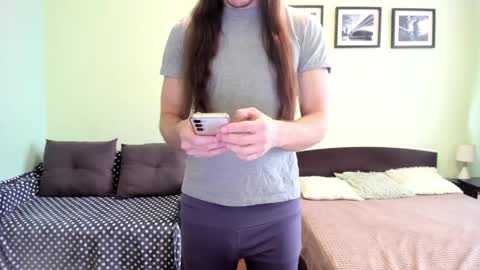 Alan online show from April 2026 04:57:01 AM