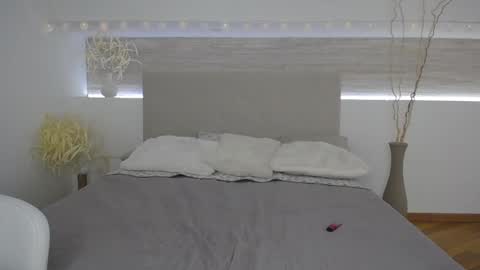 Snapshot of mars_elina chatting on January 2025 03:32:02 PM Marselina online show from January 2025 03:32:02 PM