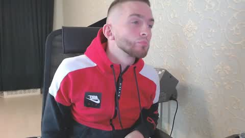 Snapshot of marselle_looker chatting on January 2025 06:05:01 AM Marselle online show from January 2025 06:05:01 AM