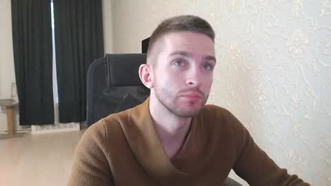 Snapshot of marselle_looker chatting on January 2025 08:51:02 AM Marselle online show from January 2025 08:51:02 AM