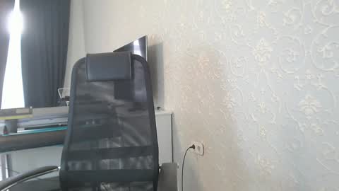 Snapshot of marselle_looker chatting on February 2025 09:15:01 AM Marselle online show from February 2025 09:15:01 AM