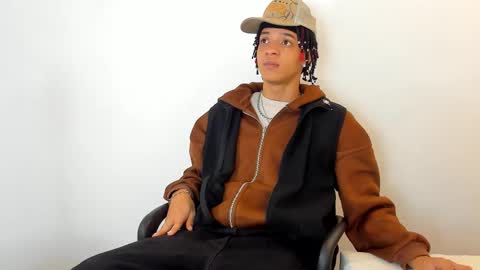 Snapshot of marshall_spencer chatting on February 2026 01:07:02 PM MARSHALL online show from February 2026 01:07:02 PM