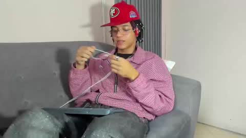 Snapshot of marshall_spencer chatting on February 2026 01:45:02 PM MARSHALL online show from February 2026 01:45:02 PM