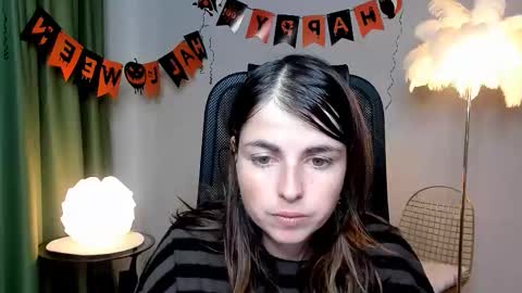 martaedams online show from October 2025 06:21:01 AM