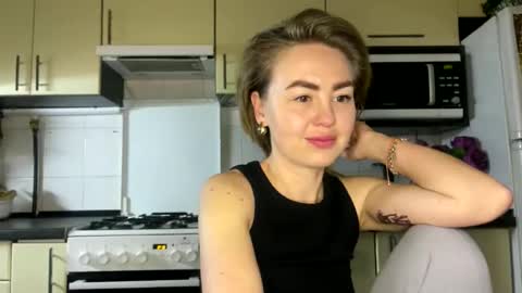 Marta online show from March 2026 09:11:01 PM