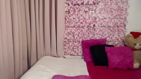 DONT FORGET TO FOLLOW ME AND GIVE ME A THUMBS UP GUYS- martha online show from February 2025 06:29:02 AM