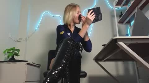 Ultimate Goddess online show from March 2026 08:07:01 AM