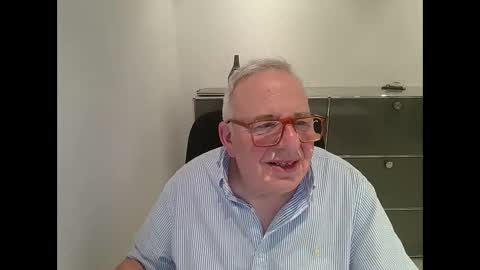 Snapshot of martin_1947 chatting on September 2025 10:33:02 PM martin_1947 online show from September 2025 10:33:02 PM