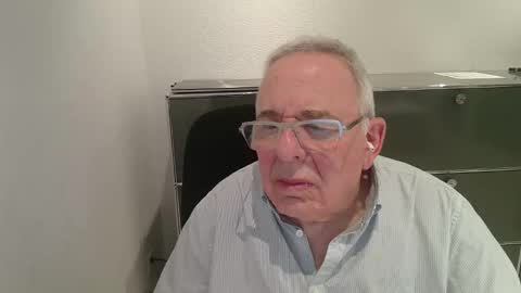 martin_1947 online show from March 2026 05:52:01 PM