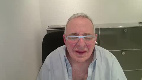 martin_1947 online show from March 2026 09:59:02 PM