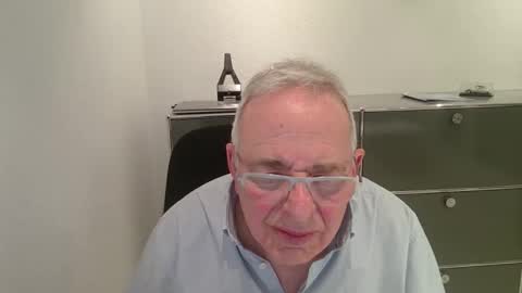 martin_1947 online show from March 2026 10:22:01 PM