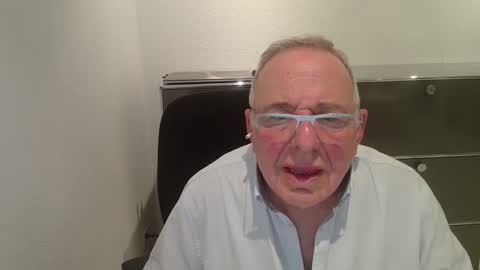 martin_1947 online show from May 2026 07:30:02 PM