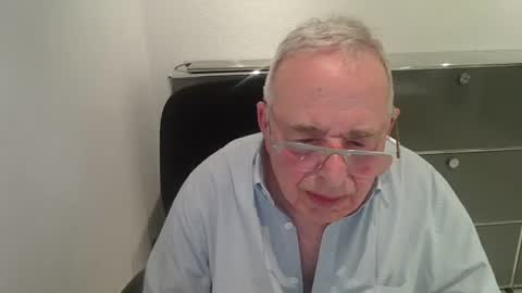 martin_1947 online show from July 2026 09:06:02 PM