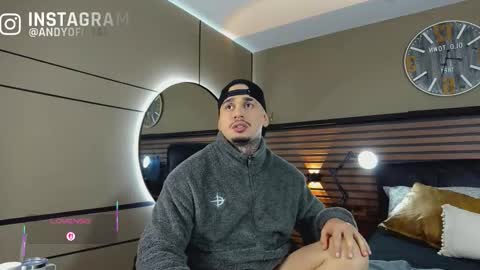 Snapshot of martin_colby05 chatting on February 2026 02:32:01 AM ONLYFANS Sotoandres modelo independiente online show from February 2026 02:32:01 AM