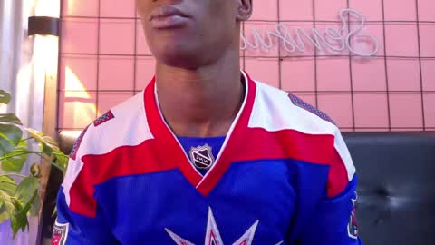 Snapshot of martin_killer chatting on May 2026 01:24:02 AM Martin online show from May 2026 01:24:02 AM