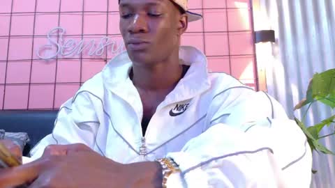 Snapshot of martin_killer chatting on May 2026 01:14:02 AM Martin online show from May 2026 01:14:02 AM