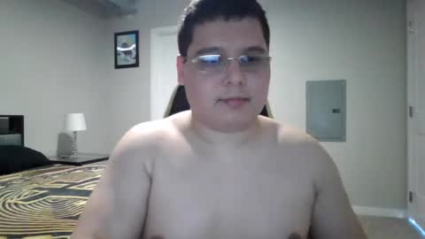 Snapshot of martin_militaryboy chatting on May 2026 10:26:01 PM martin_militaryboy online show from May 2026 10:26:01 PM
