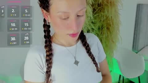 Snapshot of martina_adams chatting on May 2026 09:34:01 PM mari online show from May 2026 09:34:01 PM