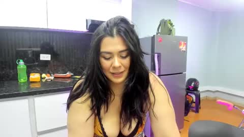   MARTINA   online show from February 2025 11:44:02 AM