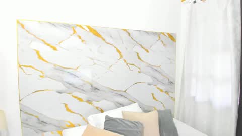 Snapshot of martina_lopezz1 chatting on February 2025 12:33:02 PM Martina online show from February 2025 12:33:02 PM