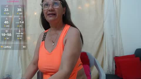 Martina online show from November 2025 06:34:02 PM