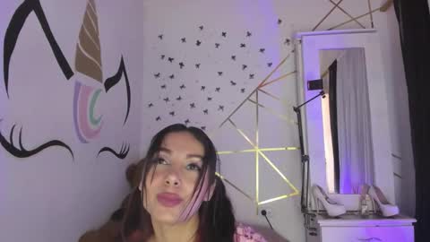 ...  ... online show from October 2025 07:16:01 PM