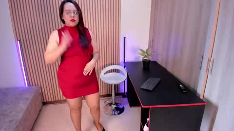 martinasoto online show from February 2025 12:15:02 PM