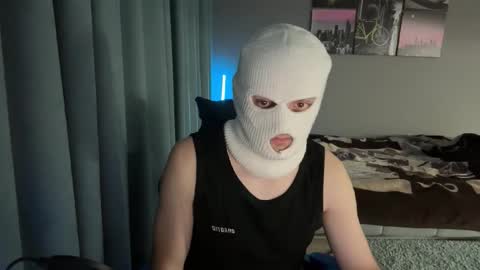 Snapshot of martinboy01 chatting on October 2025 03:34:01 PM Martin online show from October 2025 03:34:01 PM