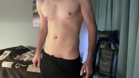 Snapshot of martinboy01 chatting on October 2025 05:09:02 PM Martin online show from October 2025 05:09:02 PM