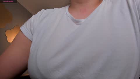 Snapshot of martinnabonnet chatting on February 2025 10:29:01 AM Martinna Bonnet online show from February 2025 10:29:01 AM