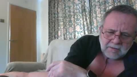 martinrgbxxxx online show from January 2026 09:35:01 AM