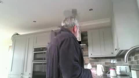 Snapshot of martinrgbxxxx chatting on May 2026 08:22:01 AM martinrgbxxxx online show from May 2026 08:22:01 AM