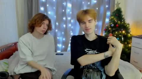 martintw_17 online show from December 2025 05:40:02 PM