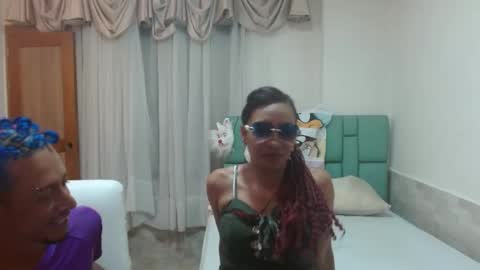 Snapshot of mary_and_yei chatting on September 2025 04:56:01 AM mary_and_yei online show from September 2025 04:56:01 AM