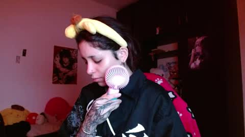 Snapshot of mary_janness chatting on May 2026 08:20:02 AM 100 online show from May 2026 08:20:02 AM