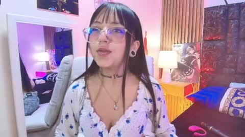 Snapshot of mary_luckaysha chatting on May 2026 07:33:02 PM mary_luckaysha online show from May 2026 07:33:02 PM