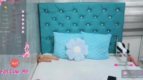  Mary Moon  online show from May 2026 12:44:01 PM
