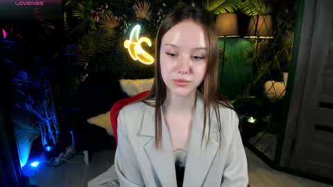 Snapshot of mary_sparkle_ chatting on June 2026 02:46:02 AM yours fetish mary online show from June 2026 02:46:02 AM
