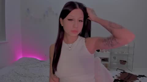 Maryana online show from September 2025 03:05:01 PM