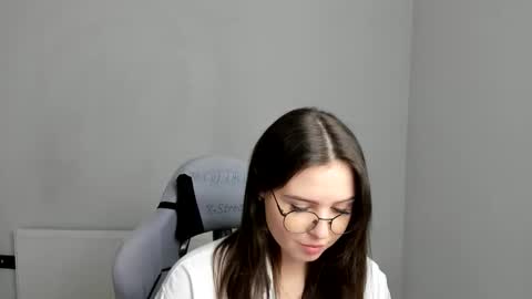 Alice online show from April 2026 06:38:01 AM