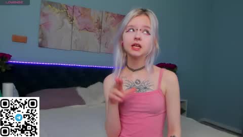 Snapshot of mary_wester chatting on March 2026 01:23:02 AM Mary online show from March 2026 01:23:02 AM