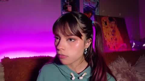     online show from February 2026 07:12:02 AM