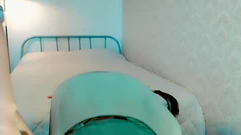 Anna online show from April 2026 06:19:01 AM