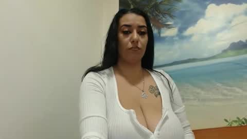 maryem online show from October 2025 02:52:01 PM