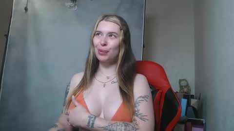 Snapshot of maryh0tlove chatting on June 2026 09:54:01 AM maryh0tlove online show from June 2026 09:54:01 AM