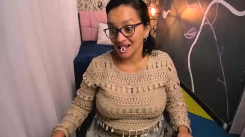 Marylin online show from March 2025 01:03:02 AM