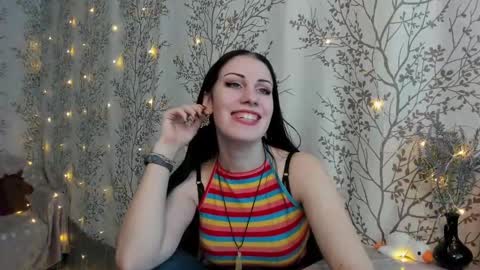 Snapshot of marylou_ chatting on December 2024 05:26:01 AM Mary Lou online show from December 2024 05:26:01 AM