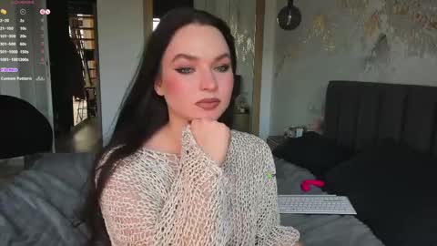 Marina online show from February 2025 03:15:02 PM